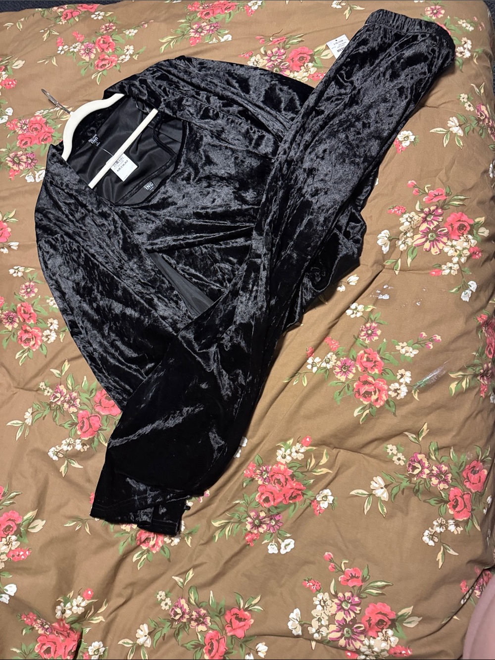 INC Black Crushed Velvet 3 piece set Short sleeve jacket, tank top & Pants
